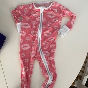 Little Sleepies, lips pajamas 0-3 months